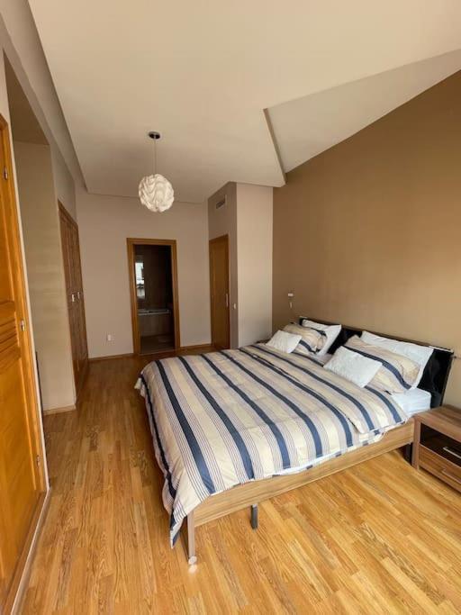 Big Luxury Apartment Near Airport Nouaceur ภายนอก รูปภาพ